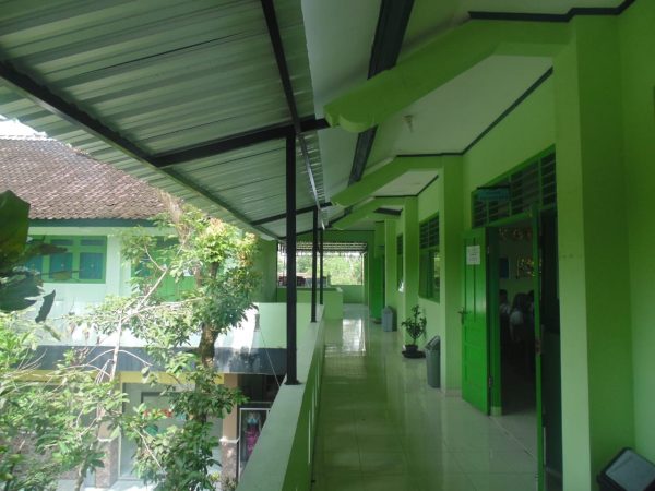 View Sekolah SMK Muhammadiyah 1 Tempel