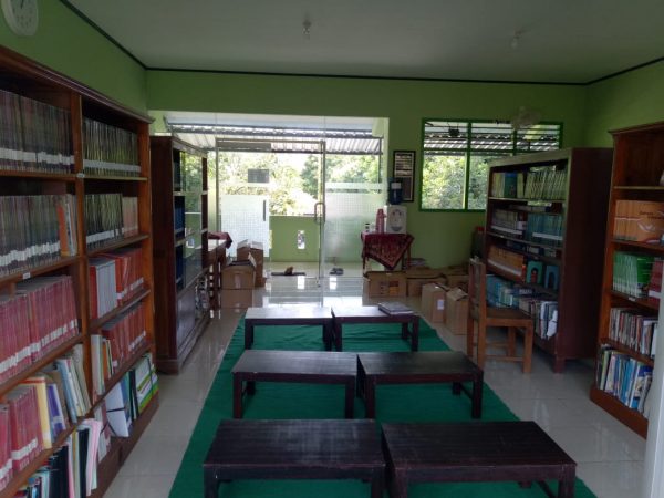 Perpustakaan SMK Muhammadiyah 1 tempel